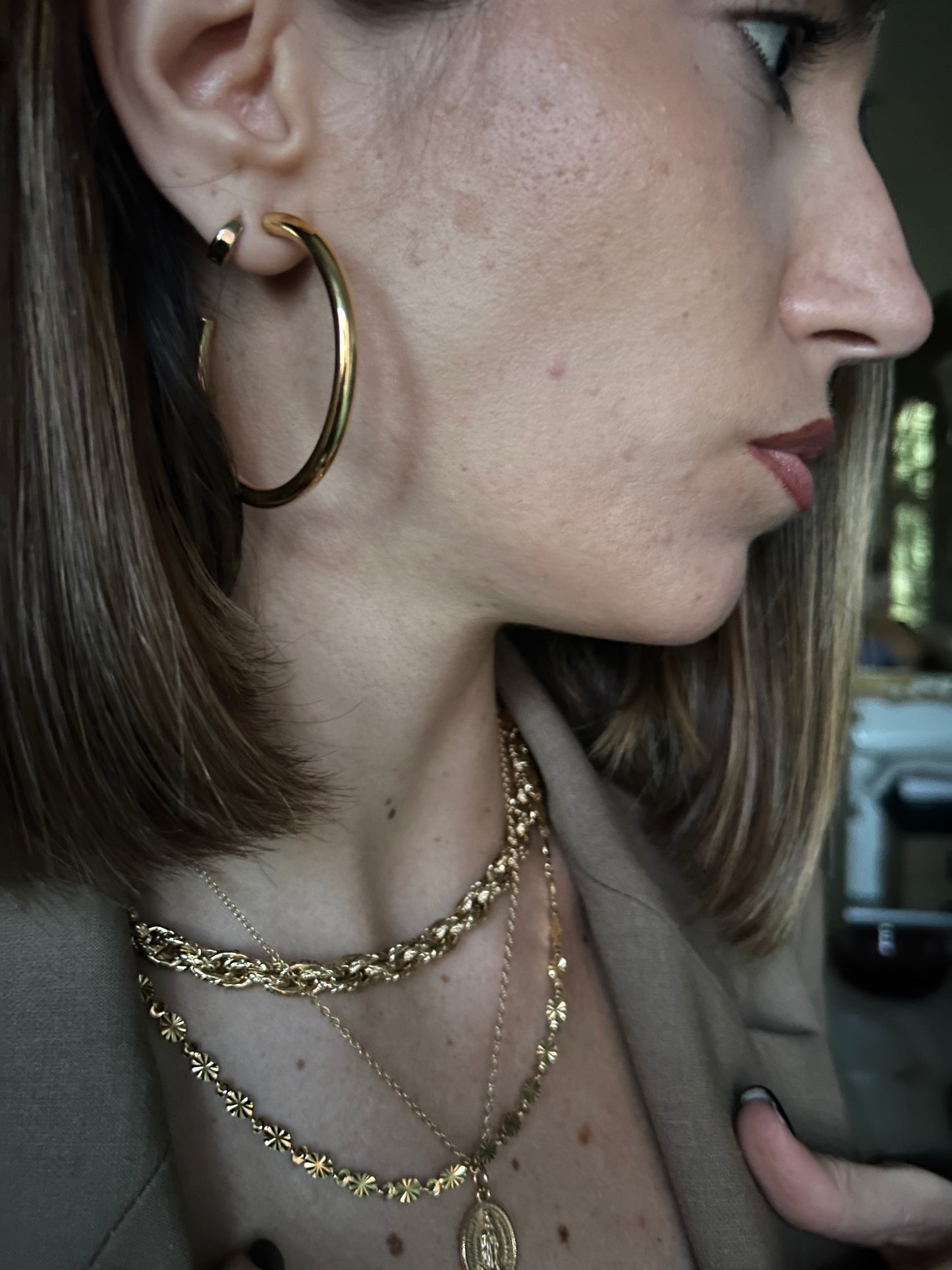 BECOMING EARRINGS