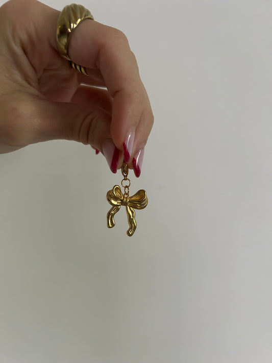 BOND CHARM