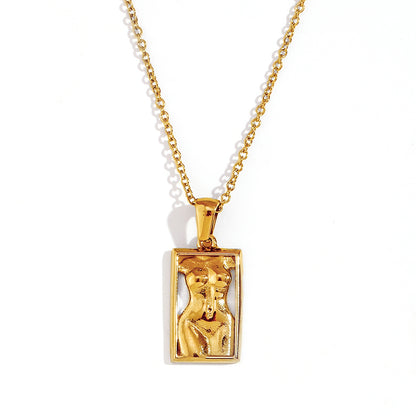 FEMME NECKLACE